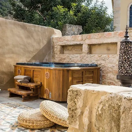 Daniela - Saint Nikolas Retreat Villa Farakláta