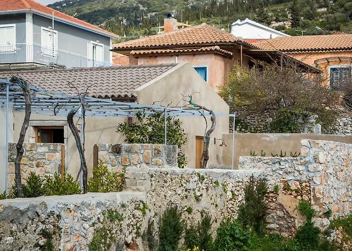 Daniela - Saint Nikolas Retreat Willa *